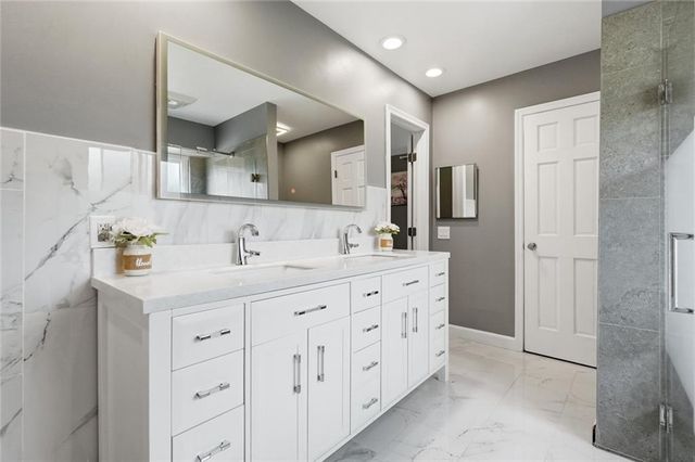 500 Willow Lookout, Alpharetta, GA 30022