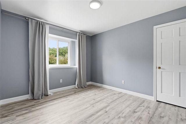 500 Willow Lookout, Alpharetta, GA 30022