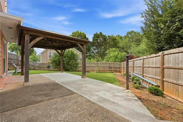 500 Willow Lookout, Alpharetta, GA 30022