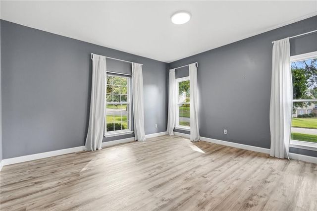 500 Willow Lookout, Alpharetta, GA 30022