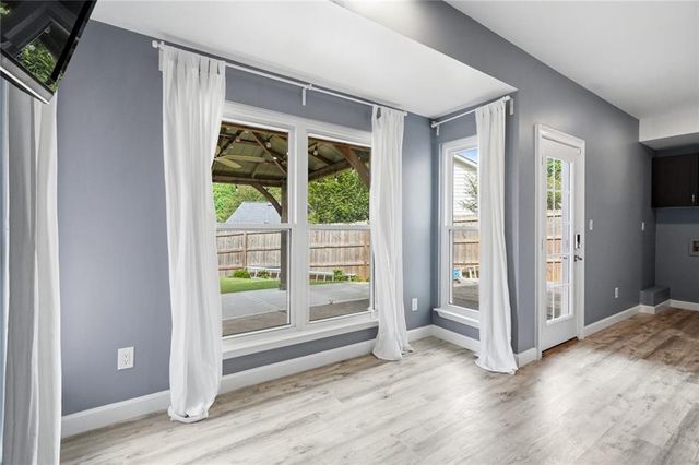 500 Willow Lookout, Alpharetta, GA 30022