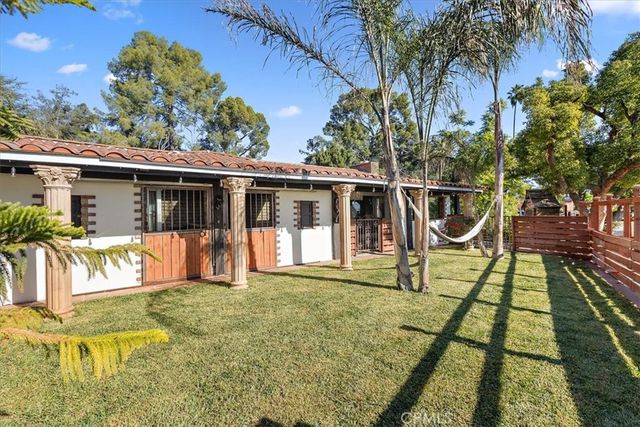 3428 Circle Road, San Bernardino, CA 92405