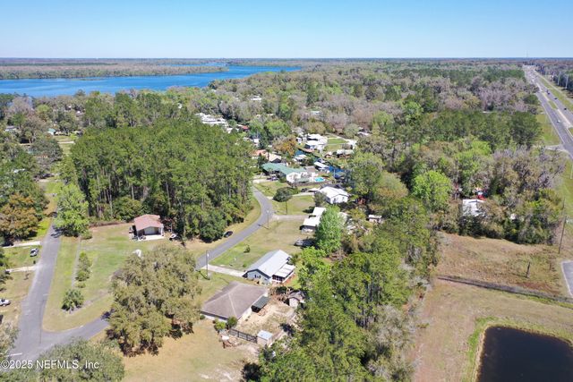 117 PARK Drive, Satsuma, FL 32189