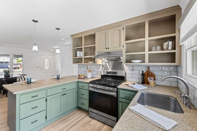 953 Kenneth Avenue, Campbell, CA 95008