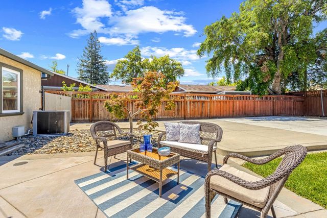 953 Kenneth Avenue, Campbell, CA 95008