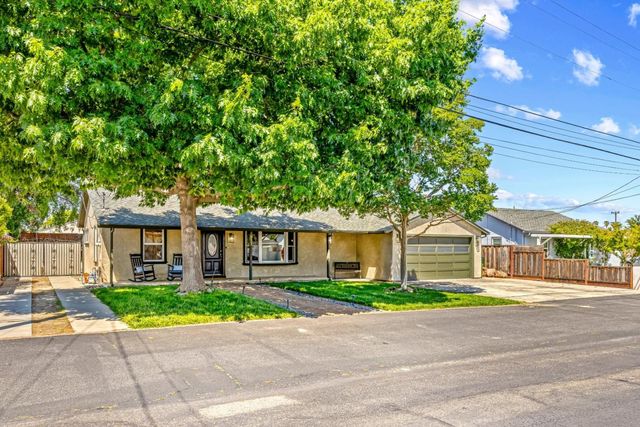 953 Kenneth Avenue, Campbell, CA 95008