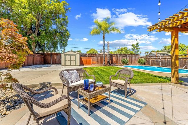 953 Kenneth Avenue, Campbell, CA 95008