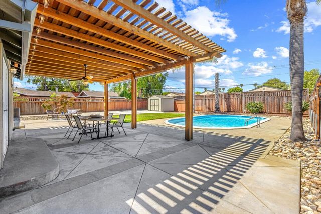 953 Kenneth Avenue, Campbell, CA 95008