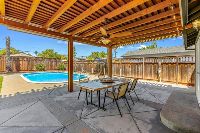 953 Kenneth Avenue, Campbell, CA 95008