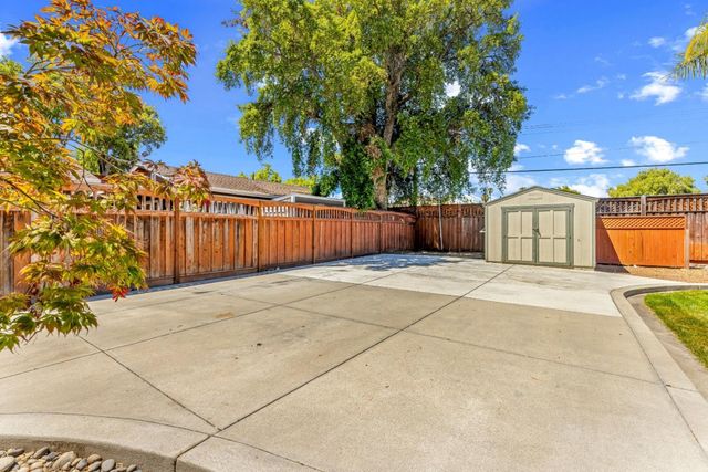 953 Kenneth Avenue, Campbell, CA 95008