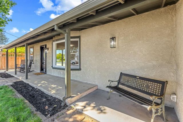 953 Kenneth Avenue, Campbell, CA 95008