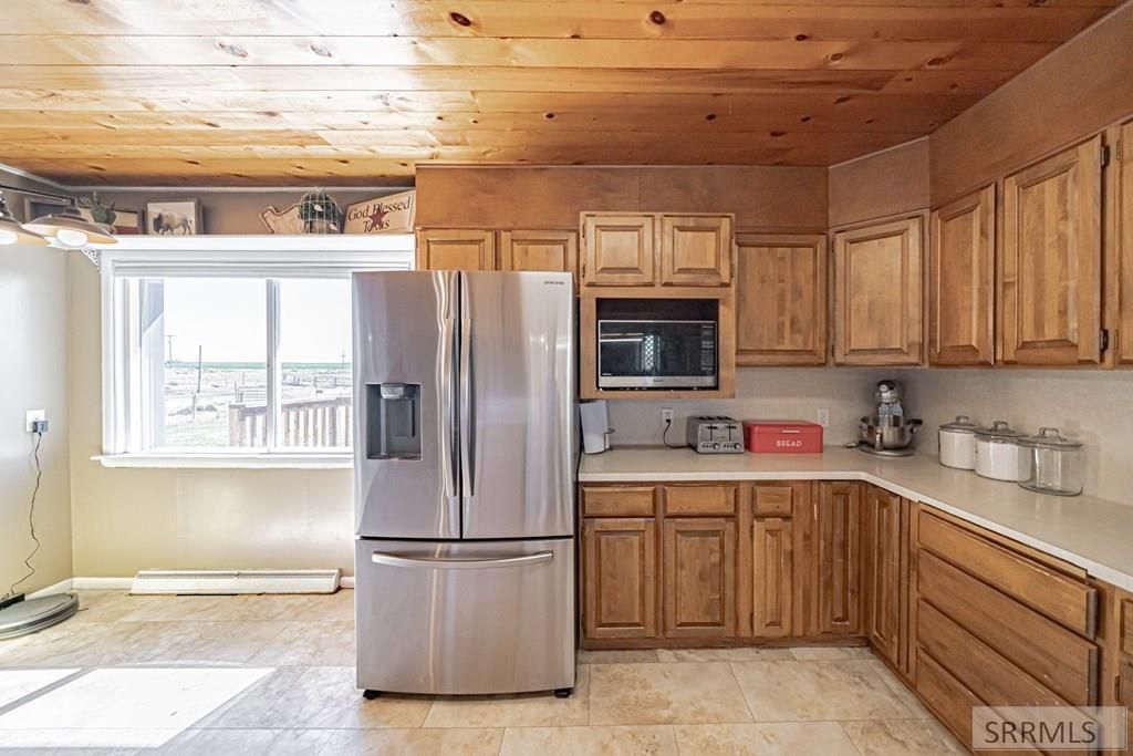 Image 15 of property listing at 1235 W Hwy 26, Blackfoot, ID 83221