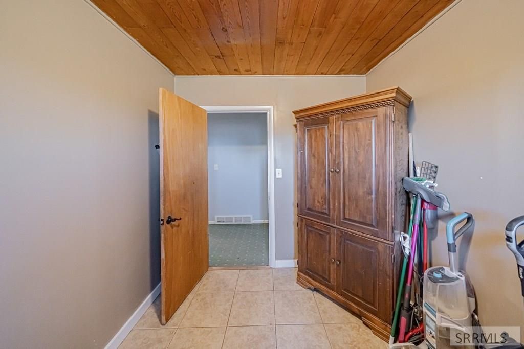 Image 22 of property listing at 1235 W Hwy 26, Blackfoot, ID 83221