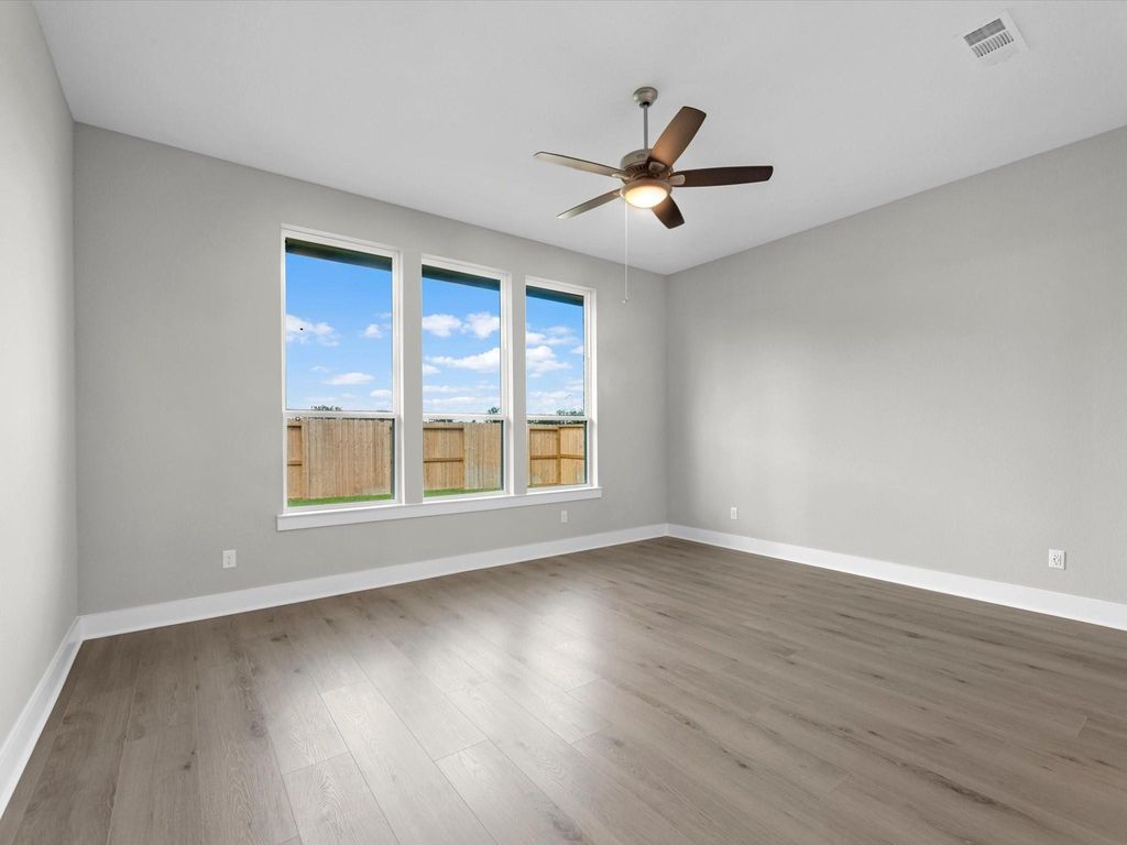 Image 7 of property listing at 2627 Crown Ridge Drive, Missouri City, TX 77459