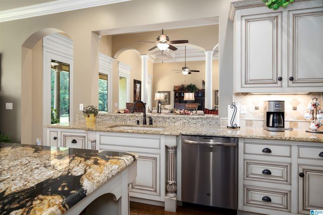 6300 POCAHONTAS ROAD, Bessemer, AL 35022
