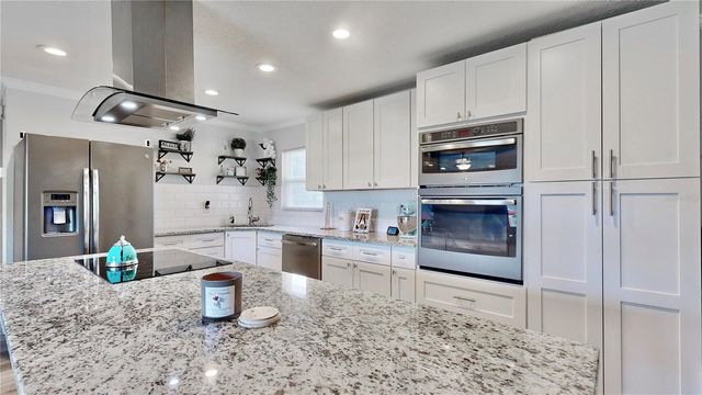 6947 114TH STREET, Seminole, FL 33772