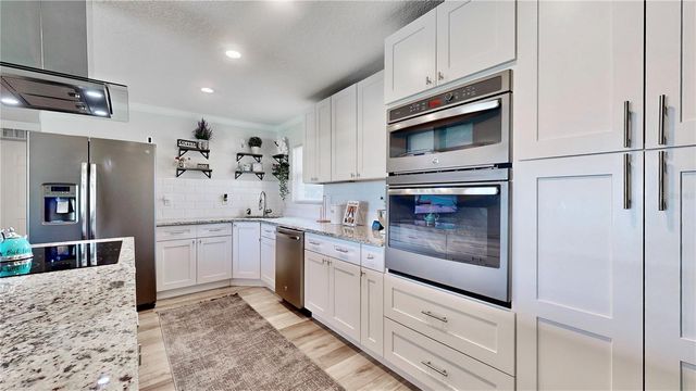 6947 114TH STREET, Seminole, FL 33772