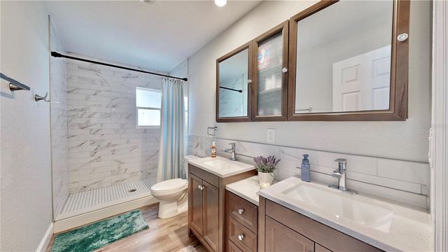 6947 114TH STREET, Seminole, FL 33772