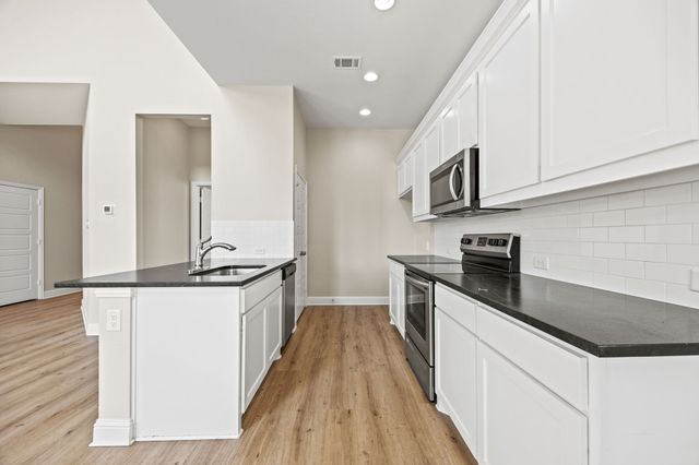 5323 Winged Foot Drive, Arlington, TX 76017