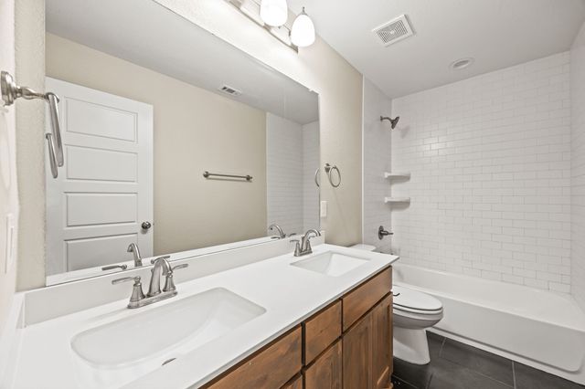 5323 Winged Foot Drive, Arlington, TX 76017