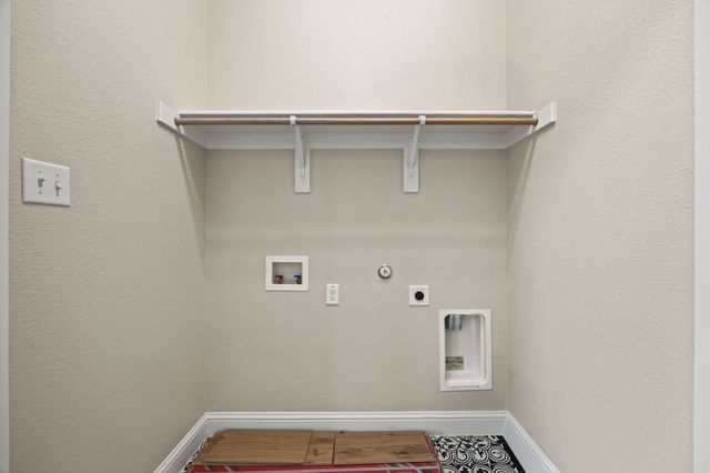 5323 Winged Foot Drive, Arlington, TX 76017