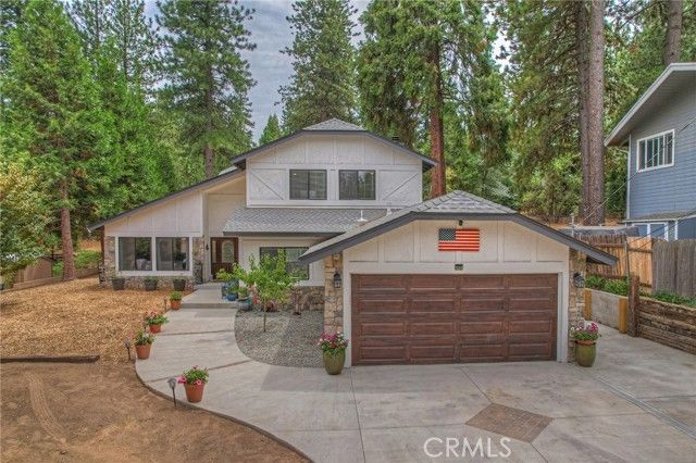 120 Pine Ridge Road, Crestline, CA 92325