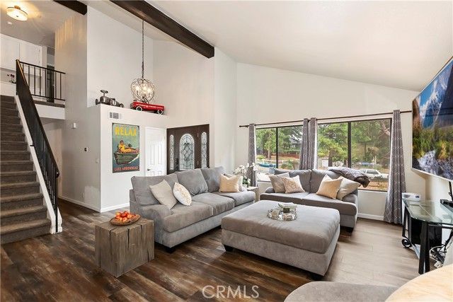 120 Pine Ridge Road, Crestline, CA 92325