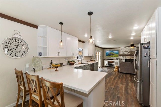 120 Pine Ridge Road, Crestline, CA 92325