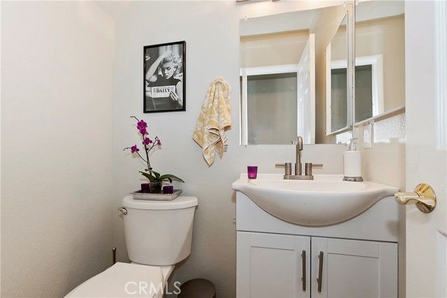 120 Pine Ridge Road, Crestline, CA 92325