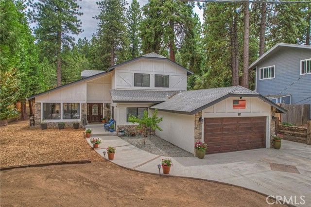 120 Pine Ridge Road, Crestline, CA 92325