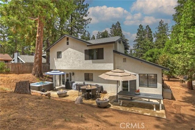 120 Pine Ridge Road, Crestline, CA 92325