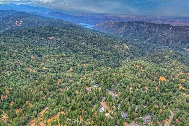 120 Pine Ridge Road, Crestline, CA 92325