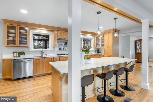 3101 N TORONTO ST, Arlington, VA 22213