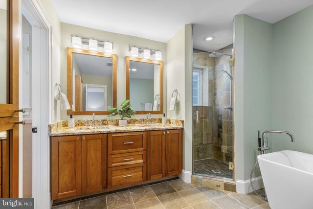 3101 N TORONTO ST, Arlington, VA 22213