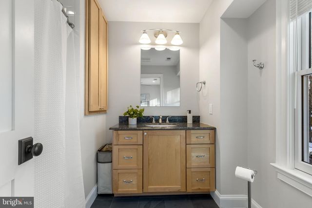 3101 N TORONTO ST, Arlington, VA 22213