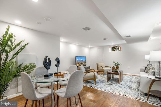 3101 N TORONTO ST, Arlington, VA 22213