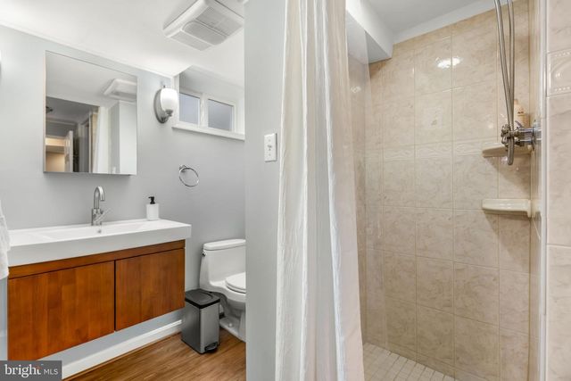 3101 N TORONTO ST, Arlington, VA 22213