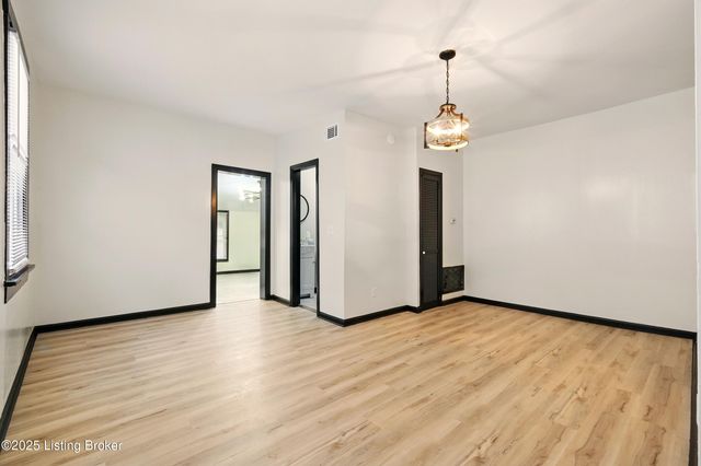 1102 E Saint Catherine St, Louisville, KY 40204