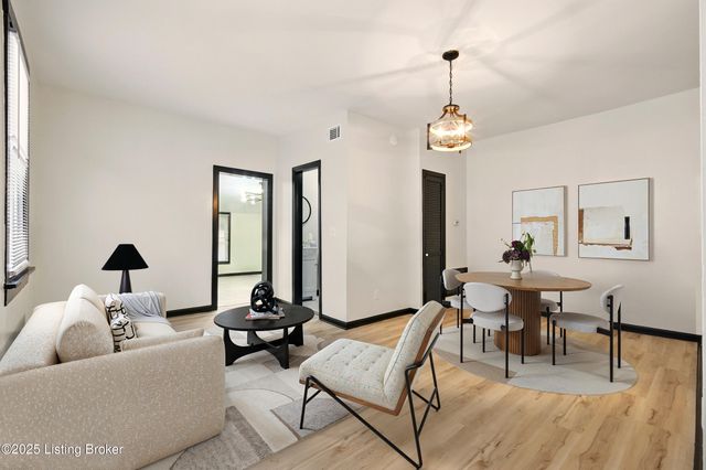 1102 E Saint Catherine St, Louisville, KY 40204