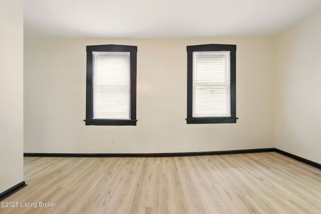 1102 E Saint Catherine St, Louisville, KY 40204