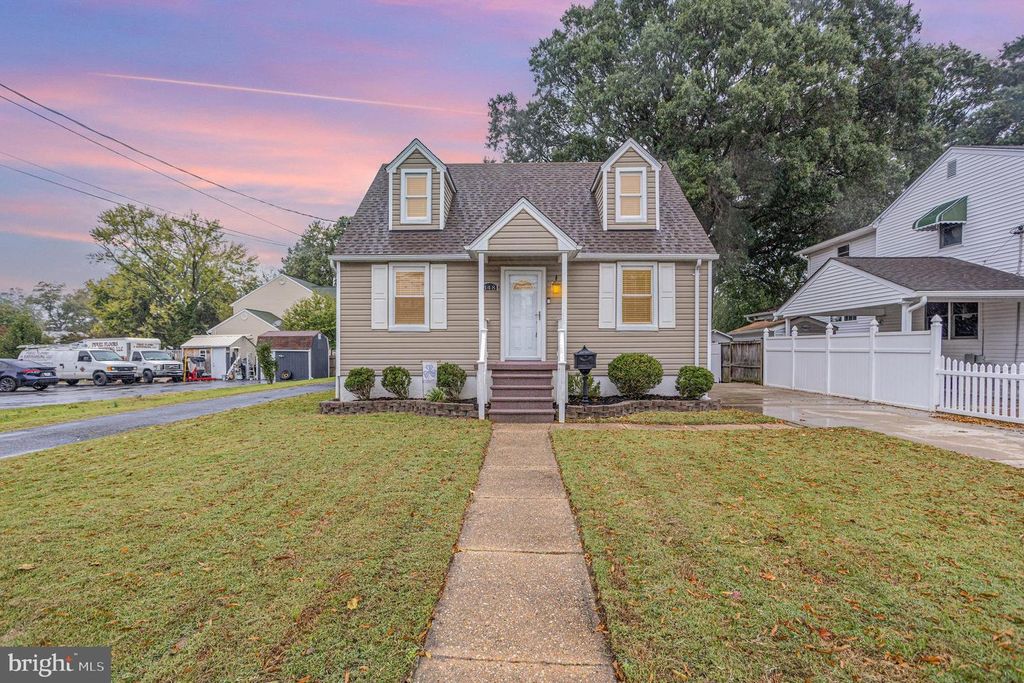 Image 1 of property listing at 348 POPLAR, Essex, MD 21221