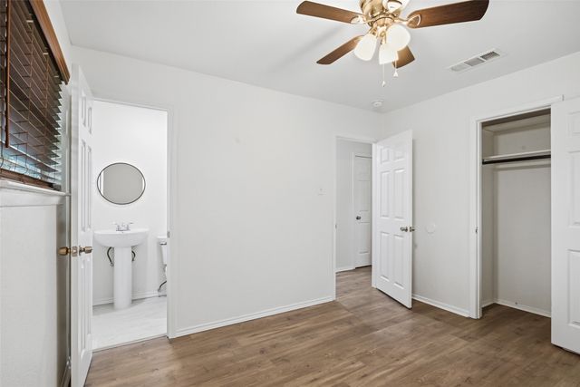 2004 Alan A Dale Road, Arlington, TX 76013