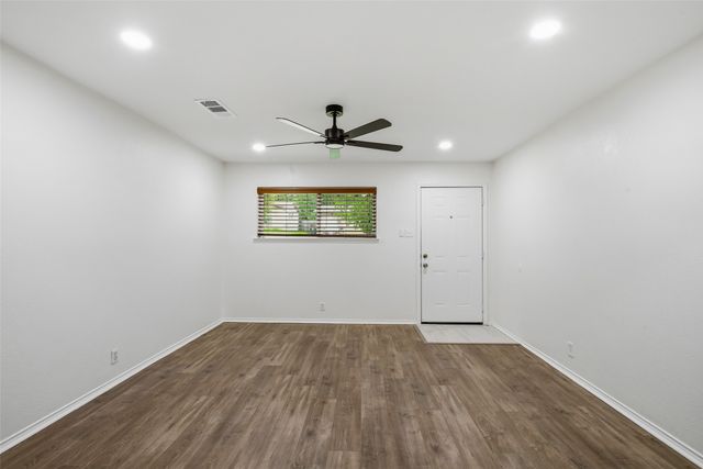 2004 Alan A Dale Road, Arlington, TX 76013