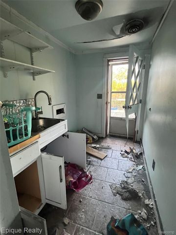 111 South Street, Turner Township, MI 48765