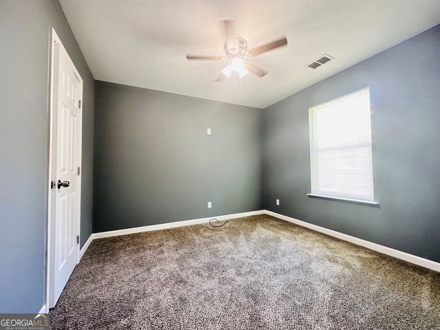 459 Merrywood Drive UNIT B, Lagrange, GA 30241