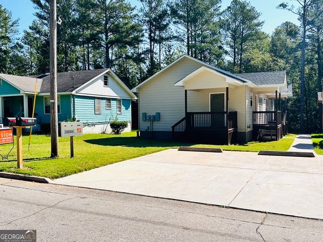 459 Merrywood Drive UNIT B, Lagrange, GA 30241
