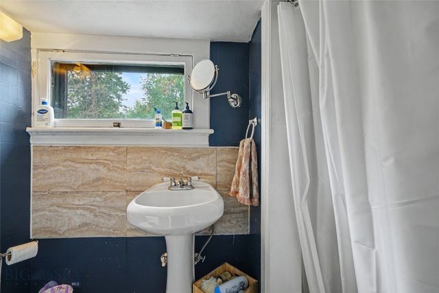213 S 3rd Avenue, Bozeman, MT 59715