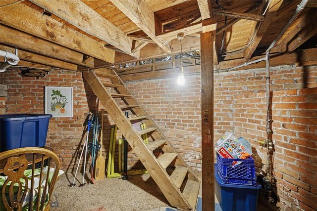 213 S 3rd Avenue, Bozeman, MT 59715