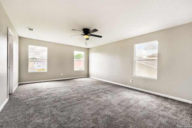 117 Gatewood Clf, Cibolo, TX 78108