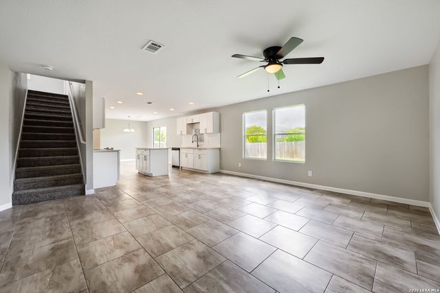117 Gatewood Clf, Cibolo, TX 78108